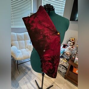 Lululemon Red and Black Tie-Dye Leggings